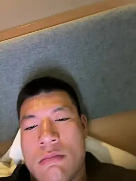 Snapshot of AAASuck chatting on March 12, 3:18 pm AAASuck online show from March 12, 3:18 pm