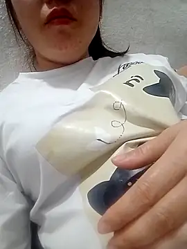 Snapshot of Dam-Lissa chatting on October 10, 2:43 am Dam-Lissa online show from October 10, 2:43 am