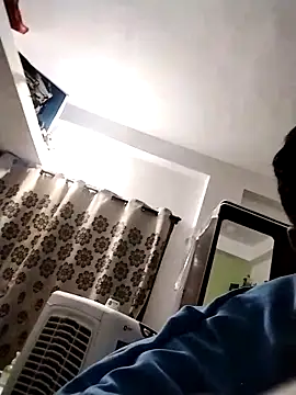 avi007p online show from November 15, 6:48 pm