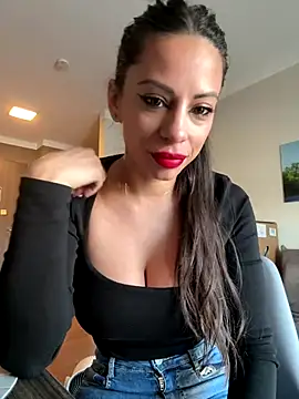 Snapshot of Teparolaverga1990 chatting on January 7, 10:51 am Teparolaverga1990 online show from January 7, 10:51 am