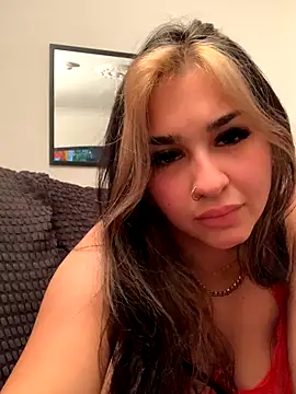 BrunetteBrat-xo online show from September 28, 10:04 pm