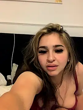 BrunetteBrat-xo online show from October 23, 9:46 pm