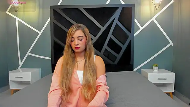 Alana cox  online show from November 27, 8:22 pm