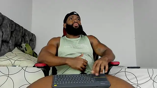 james musclebbc online show from November 4, 8:30 pm