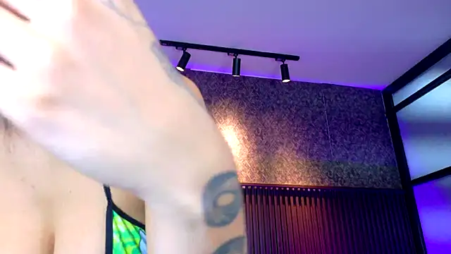 AshleyBaker1 online show from November 5, 2:50 pm