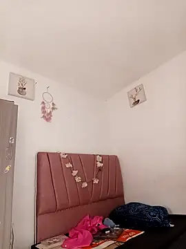 Liahdiaz  online show from December 16, 4:56 pm