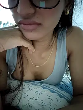 Snapshot of baby_jannat chatting on February 13, 9:33 pm baby jannat online show from February 13, 9:33 pm