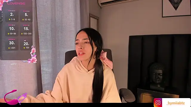 miIa bratz online show from September 11, 7:36 pm