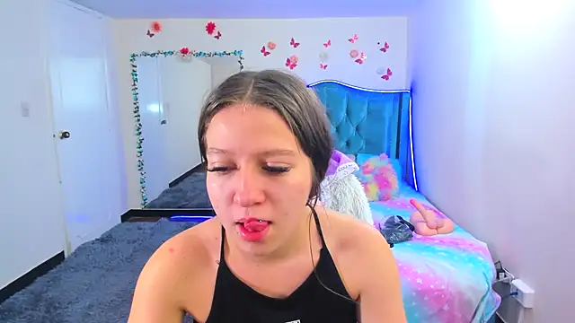 Luna Analya online show from September 11, 12:05 pm