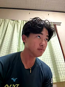 Snapshot of shoma2003 chatting on September 26, 1:48 pm shoma2003 online show from September 26, 1:48 pm