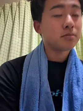 Snapshot of shoma2003 chatting on January 15, 1:26 pm shoma2003 online show from January 15, 1:26 pm