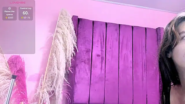 Rihanna hotx online show from September 12, 5:07 am