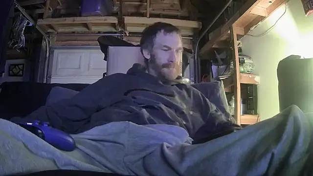 Tiggitytomociti online show from February 7, 10:30 am