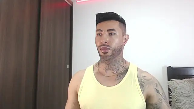 andrea de lucaa online show from February 28, 4:02 am