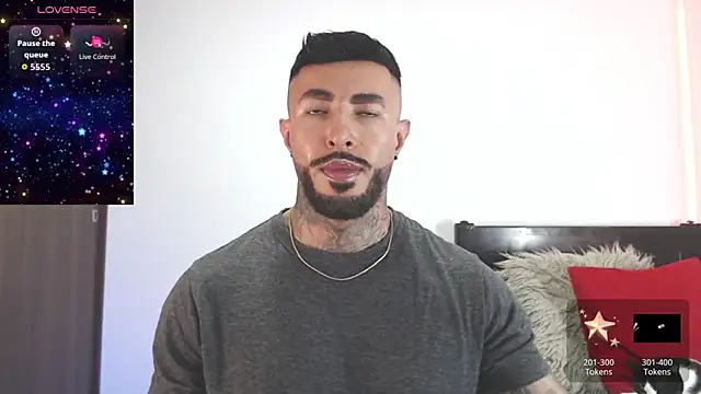 andrea de lucaa online show from March 29, 3:28 am