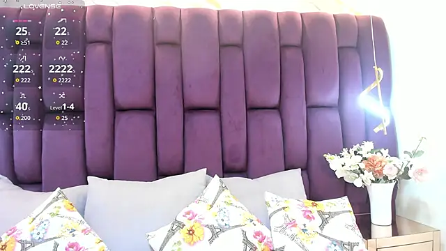 megannherrera online show from October 14, 11:55 am