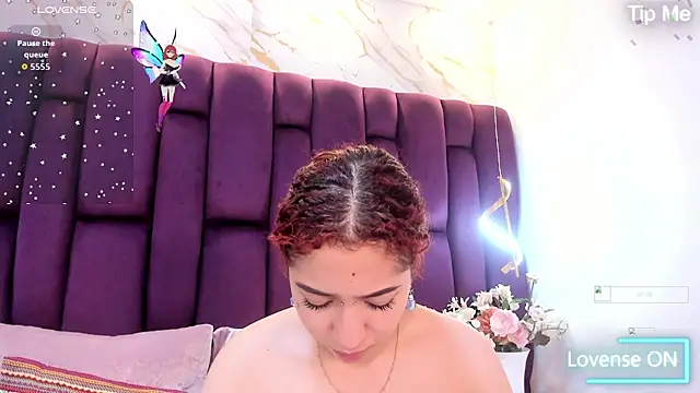 megannherrera online show from November 4, 11:53 am