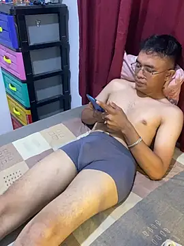 rand1101 online show from March 3, 7:09 pm