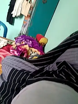 maddy3108 online show from September 15, 5:51 am