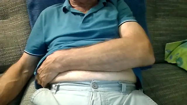 velikifant7 online show from November 18, 5:17 pm