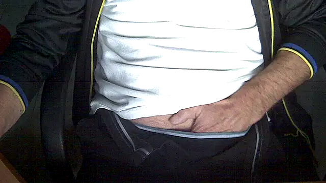 velikifant7 online show from February 5, 5:12 am