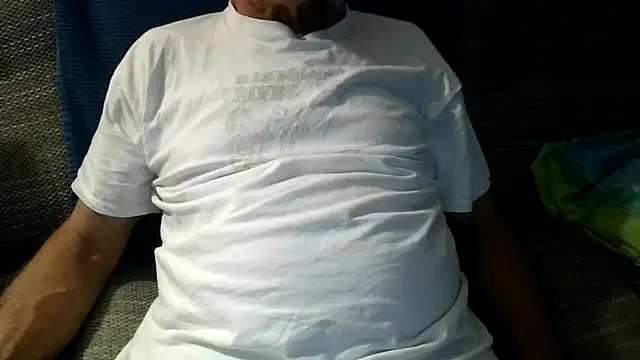 Snapshot of velikifant7 chatting on May 1, 6:12 pm velikifant7 online show from May 1, 6:12 pm