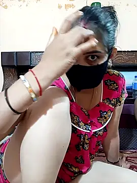Snapshot of Priyanka_Pal chatting on October 14, 2:29 pm Priyanka Pal online show from October 14, 2:29 pm