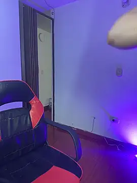 Candy Velvet online show from April 16, 9:15 pm