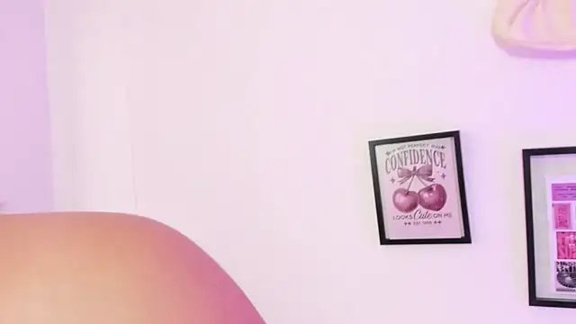 Snapshot of Candy_Velvet chatting on July 3, 8:15 pm Candy Velvet online show from July 3, 8:15 pm