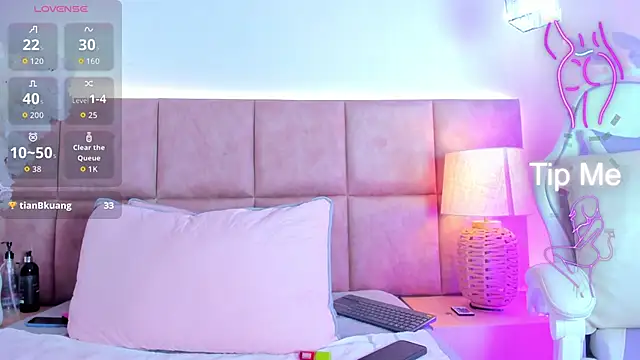 KatheMiler online show from November 14, 2:21 am