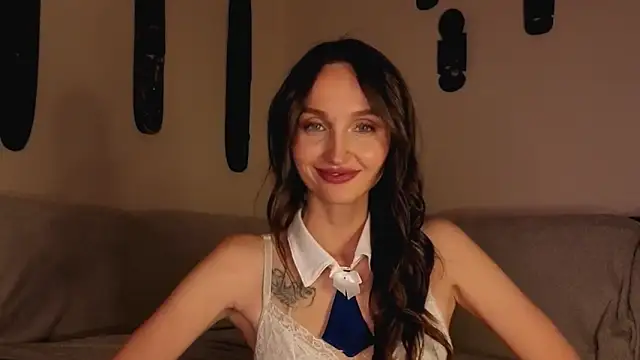 xSweetMissx online show from September 13, 7:02 pm