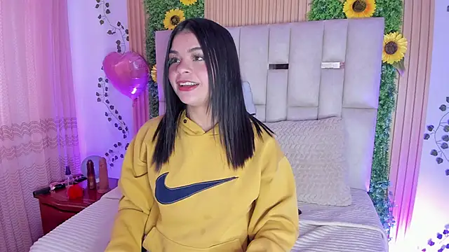 Jade Nmm online show from September 25, 1:15 pm