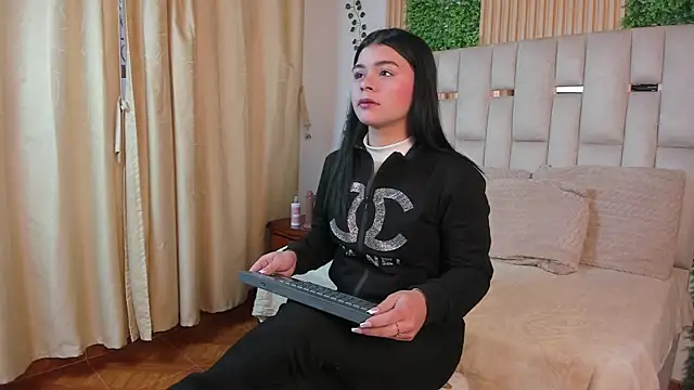 Jade Nmm online show from January 13, 1:27 pm