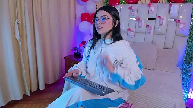 Jade Nmm online show from February 17, 12:45 pm