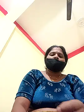 Snapshot of Divya_Lovely chatting on October 28, 11:14 am Divya Lovely online show from October 28, 11:14 am