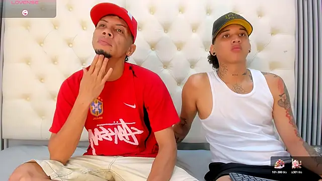 DustinandJordan online show from December 18, 1:17 pm