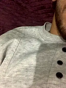 Snapshot of 3Omar45 chatting on November 17, 9:09 pm 3Omar45 online show from November 17, 9:09 pm