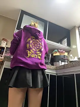 Snapshot of sabrina_rosee chatting on September 15, 1:11 pm sabrina rosee online show from September 15, 1:11 pm