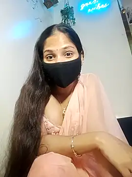 TheSassyGirl7 online show from September 18, 5:37 pm