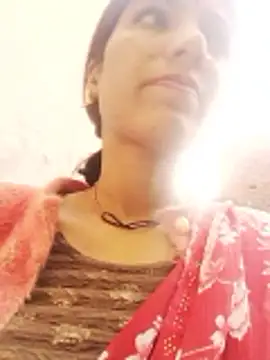 Snapshot of Riya_jaan12 chatting on December 2, 2:17 am Riya jaan12 online show from December 2, 2:17 am