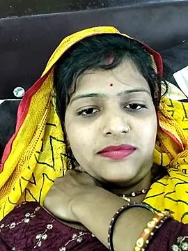 AnanyaKapoor89 online show from November 10, 7:51 am