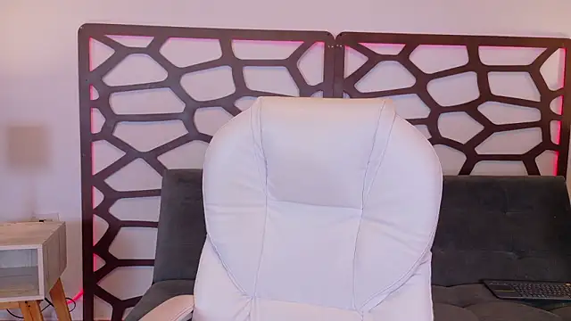 kloe bella online show from February 13, 12:34 pm