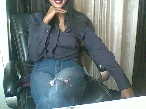 Snapshot of Dirty_sexgirl chatting on May 30, 5:32 pm Dirty sexgirl online show from May 30, 5:32 pm