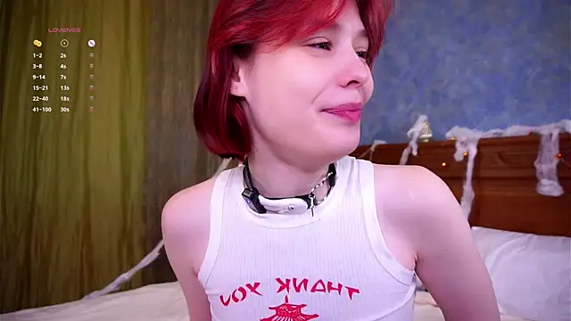 LurleneRamo online show from October 31, 1:06 am