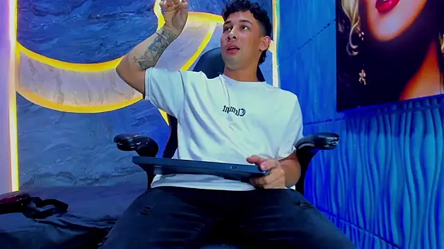 Jeff Brunno  online show from September 14, 5:39 am