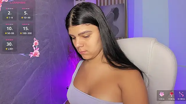 PauliinaBelle  online show from April 25, 1:25 pm