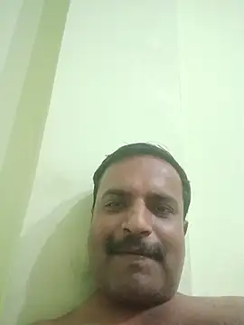 vardh033 online show from September 29, 12:43 pm