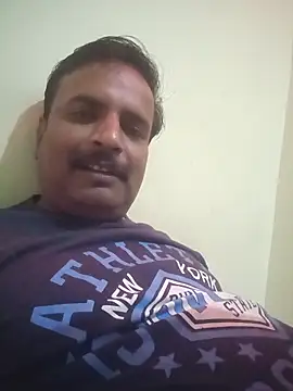 vardh033 online show from October 8, 5:21 pm