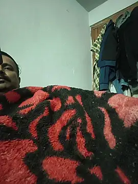 vardh033 online show from December 14, 7:51 pm