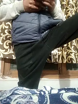 vardh033 online show from January 15, 4:55 pm